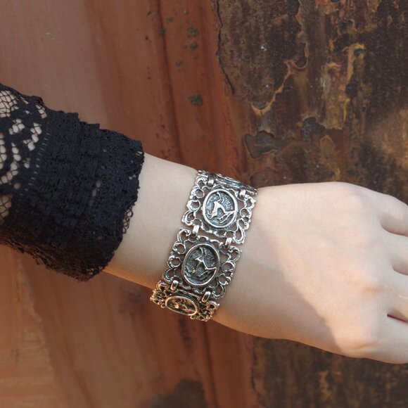 Victorian Gazelle Sliver Plated Bracelet - Picture 1 of 7